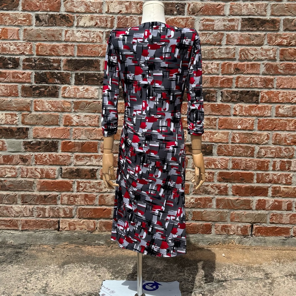 Laundry by Shelli Segal red and black abstract dress / 4 / Excellent condition - Picture 10 of 12